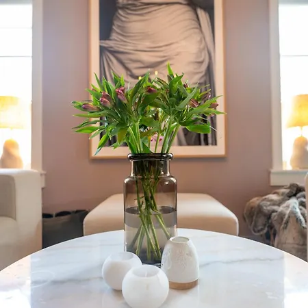 Apartamento Eksklusiv Og Sjarmerende Pa Frogner Oslo